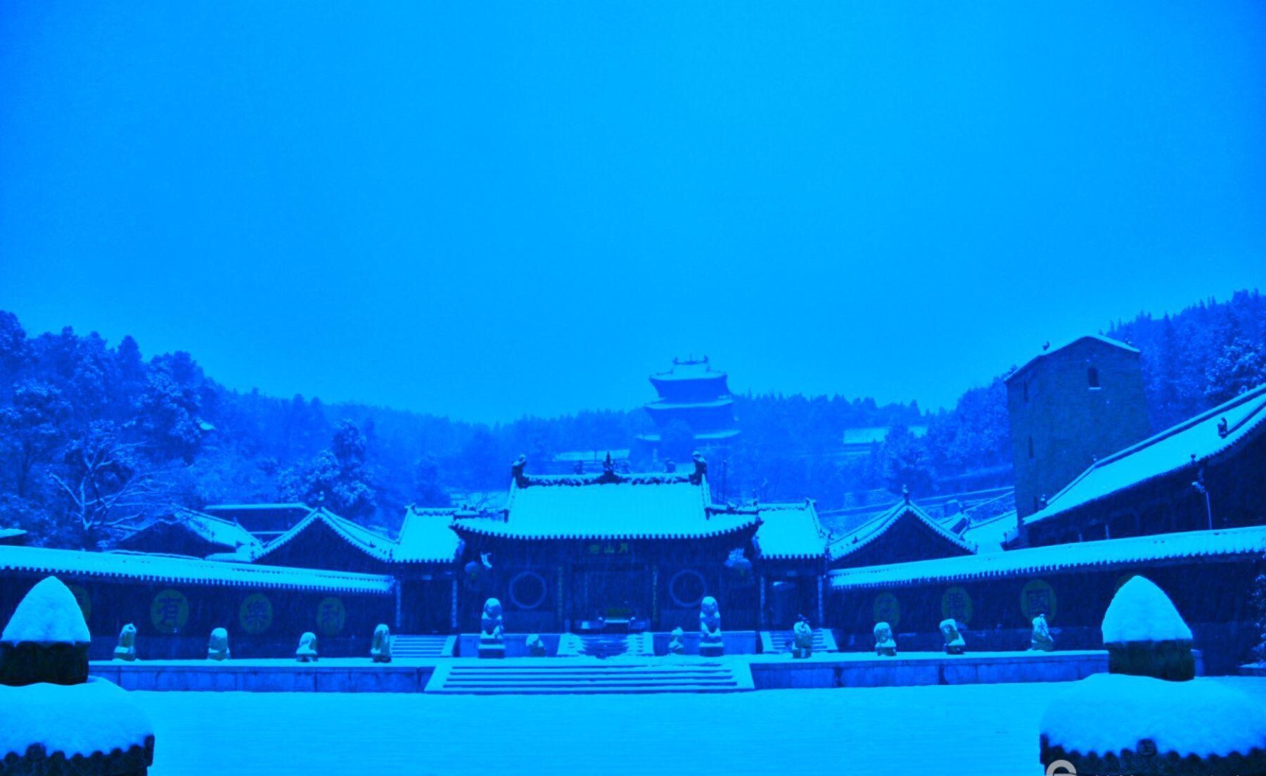 博爱月山寺:风雪月山,禅意人生