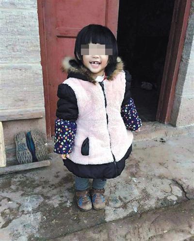 四川"3岁女童被抢案":母亲埋尸粪坑称未杀女