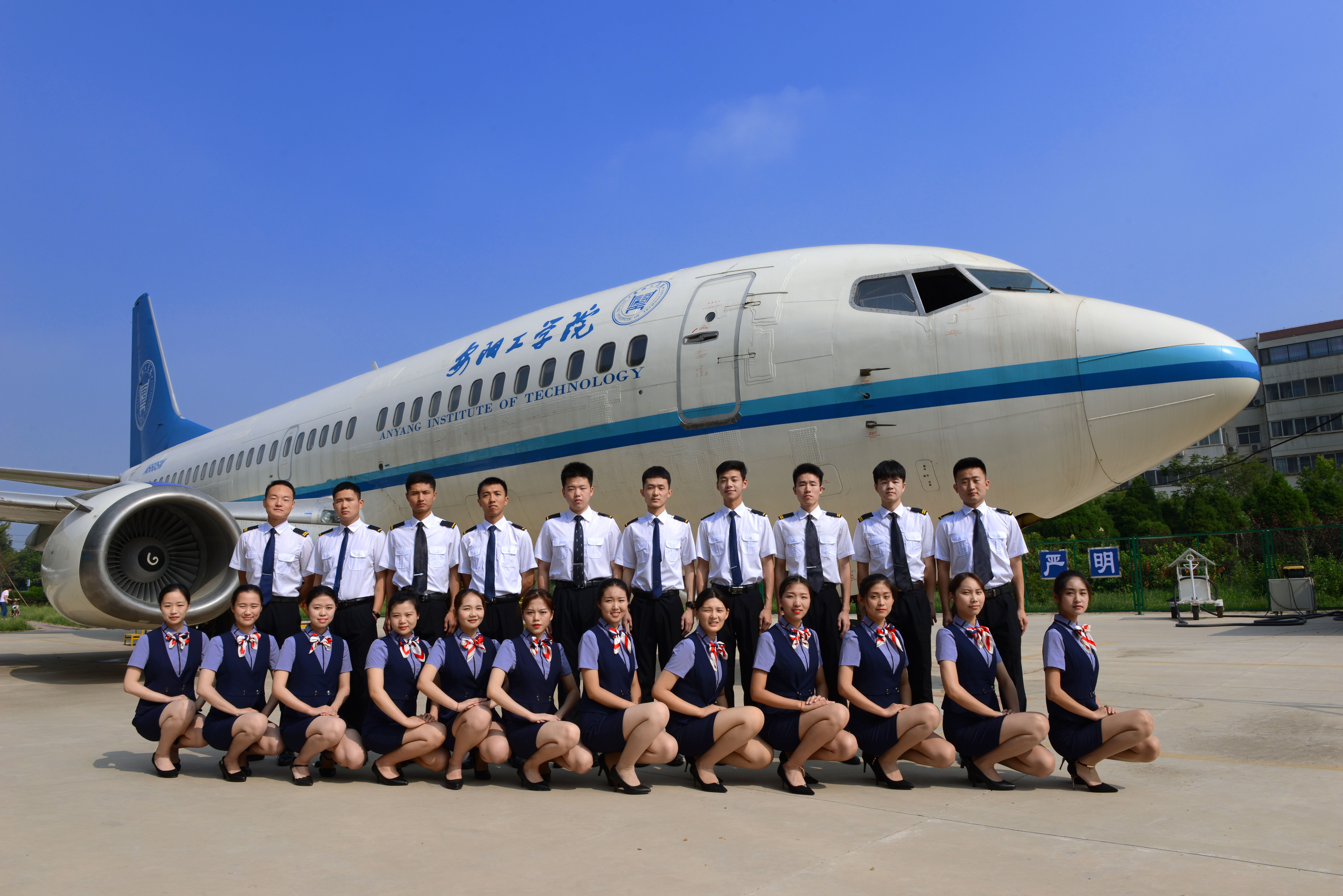 航空特色突显创新理念引领安阳工学院带你一起飞翔