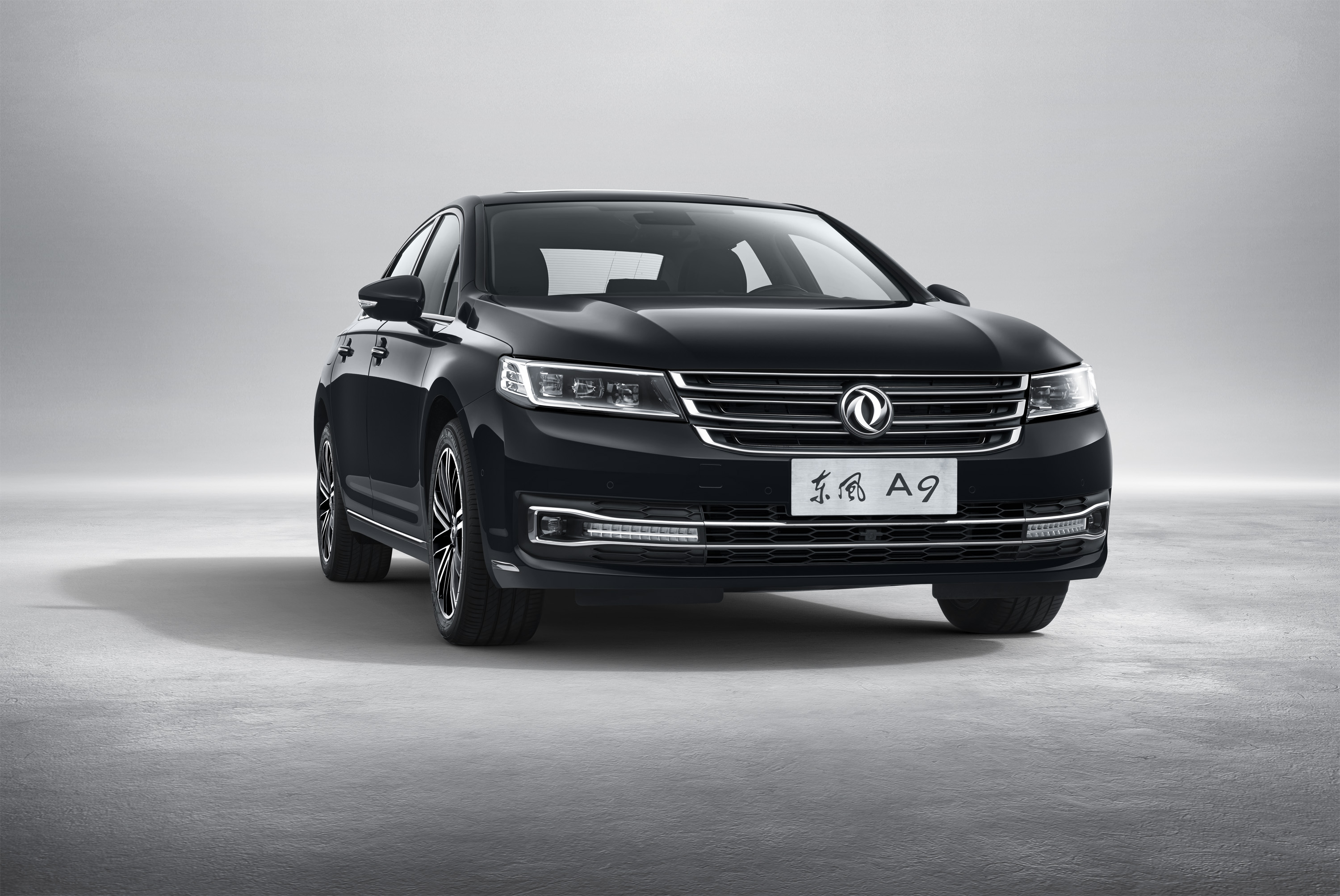 东风a9ax7双线出击打造华系车的时代典范