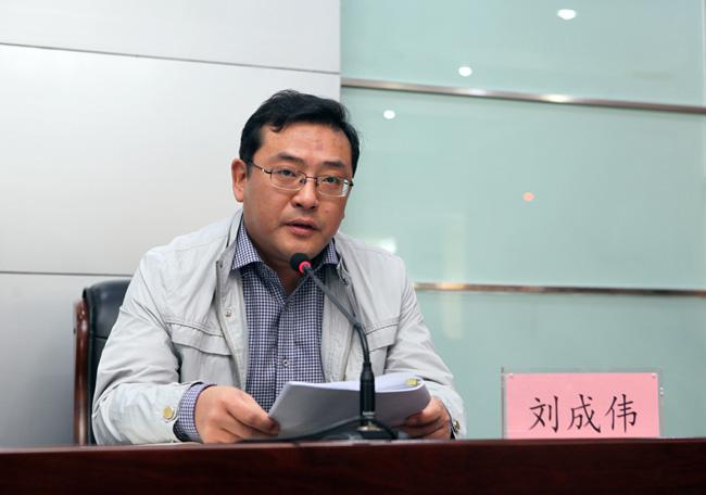郑州市教育局主要领导调整王中立任党组书记提名局长