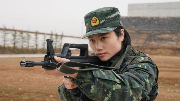 河南90后女兵班长是怎样炼成的?