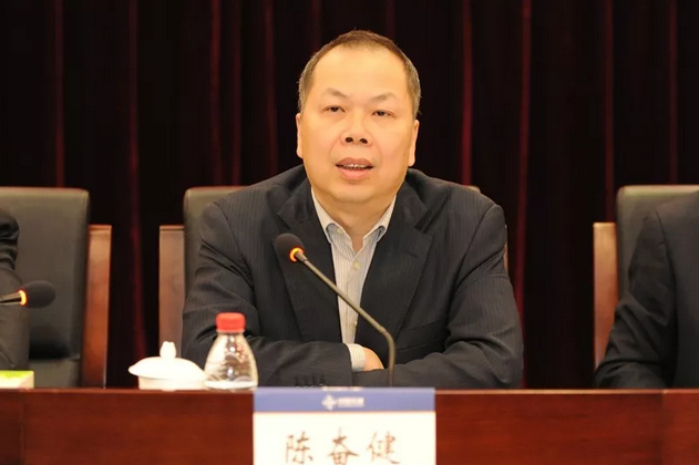 中粮集团换帅51岁中央候补委员回娘家