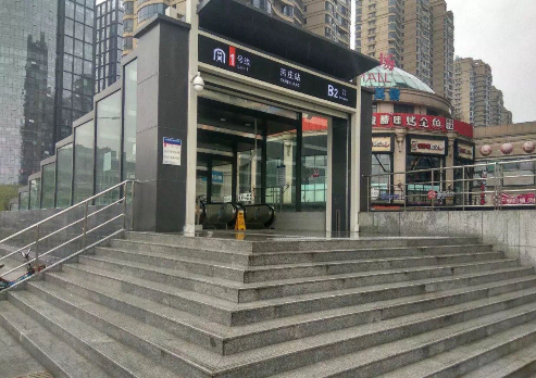 好消息!郑州1号线一期工程燕庄地铁站启用b2出入口