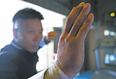 少林将举办首届无遮大会铁砂掌二指禅等现身