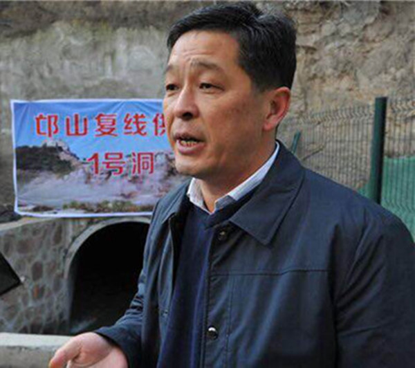 张东斌说,郑州邙山渠首至枯河段新输水干渠是保证市民安全用水的惠民